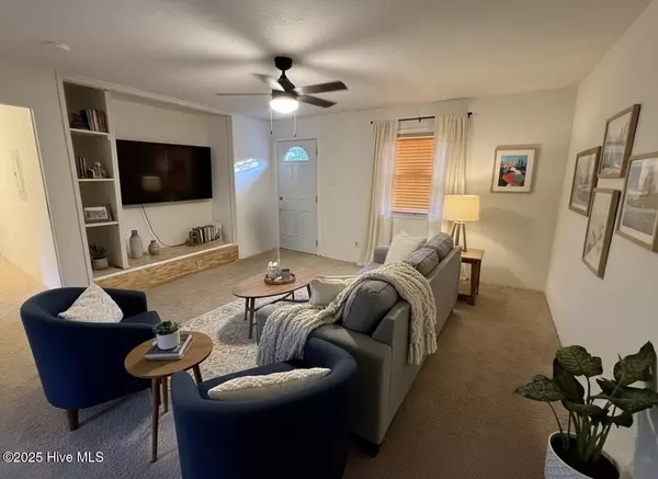 Laurinburg, NC 28352,19261 Salley Mcnair RD