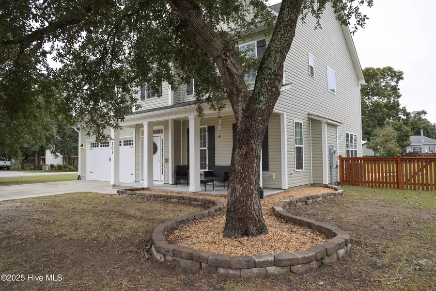 201 Willas CT, Holly Ridge, NC 28445