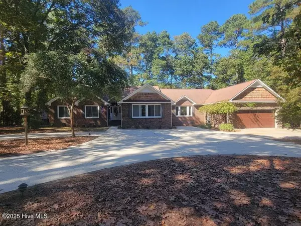 335 Sprunt DR, Clinton, NC 28328