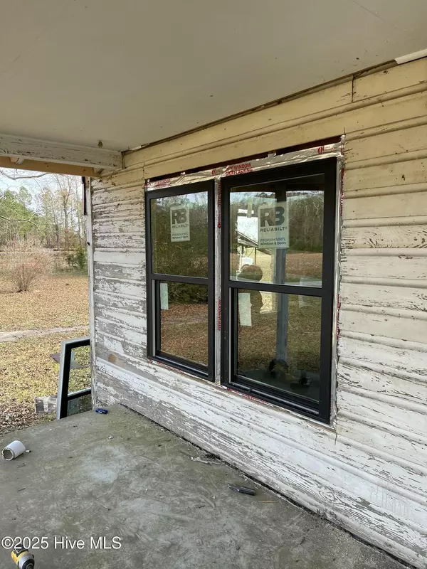 Richlands, NC 28574,610 Comfort RD