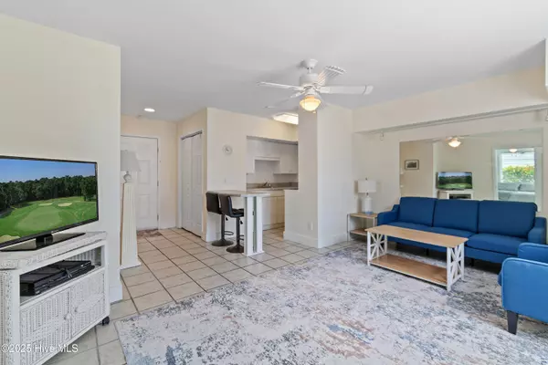 Southport, NC 28461,3159 Lakeside Commons DR SE ## 1