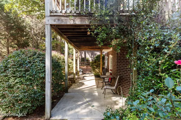 Pinehurst, NC 28374,220 Pine Vista DR