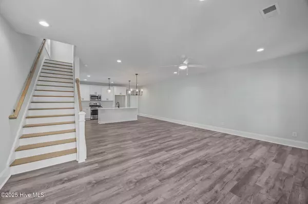 New Bern, NC 28562,3901 Harkers WAY