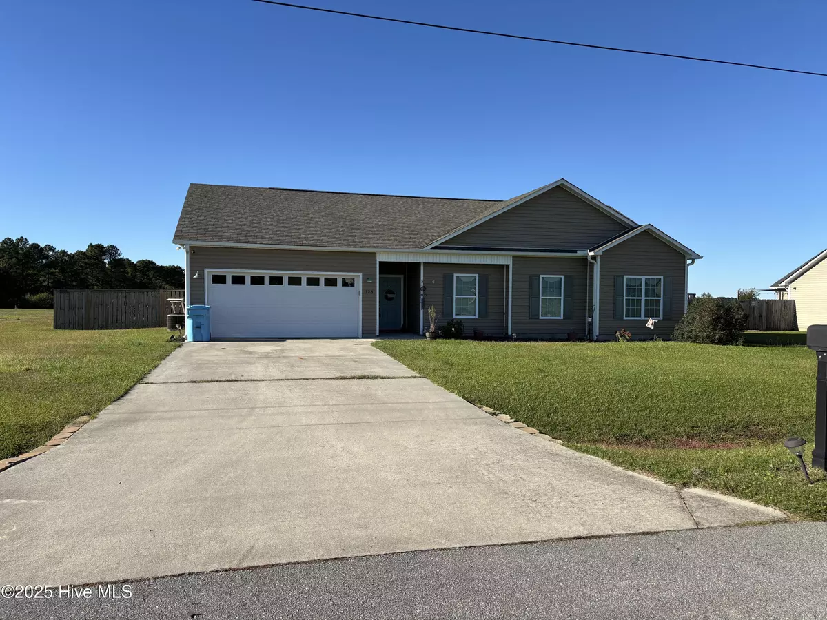 Richlands, NC 28574,123 Cherry Grove DR