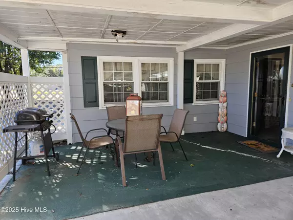 Clinton, NC 28328,502 Raleigh RD