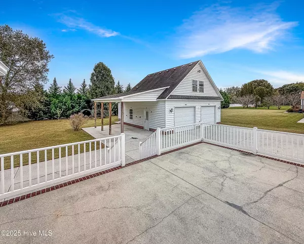 Moyock, NC 27958,106 Fox LN
