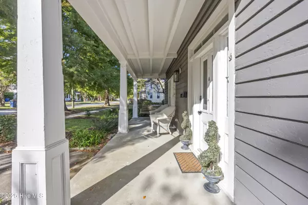 Edenton, NC 27932,207 S Oakum ST