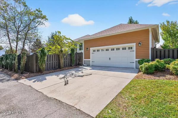 Southport, NC 28461,818 Cades TRL