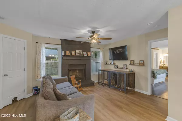 Jacksonville, NC 28546,406 Hunting Green DR