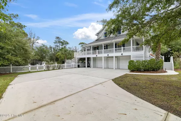 Wilmington, NC 28409,233 Chimney LN