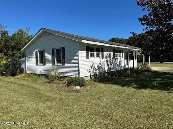 Kinston, NC 28504,1006 White Oak DR