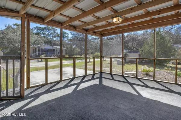 Supply, NC 28462,2387 Jolly Roger DR SW