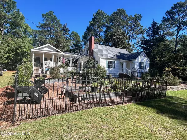 Pinebluff, NC 28373,435 W Baltimore AVE