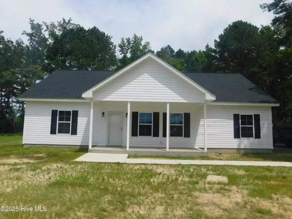 862 Middle Swamp RD, Corapeake, NC 27926