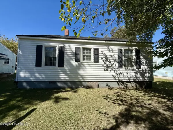 Williamston, NC 27892,107 Leggett'S LN