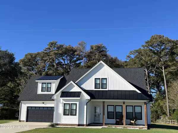 1161 Waterlily RD, Coinjock, NC 27923