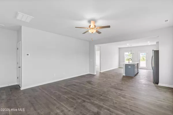 Richlands, NC 28574,612 S Squires Run LN