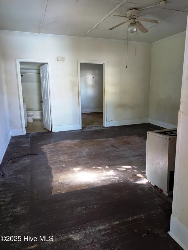 Wilson, NC 27893,912 Atlantic ST E