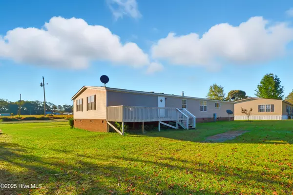 Mount Olive, NC 28365,1740 Dobbersville RD