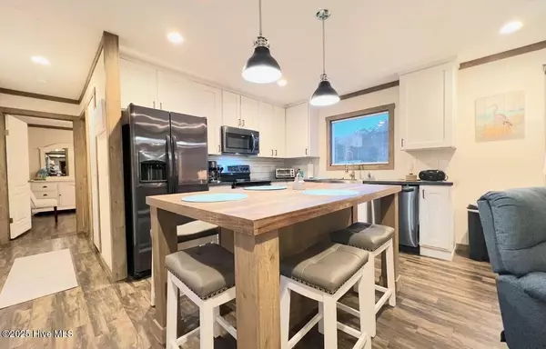 Cedar Point, NC 28584,600 Ocean Spray DR