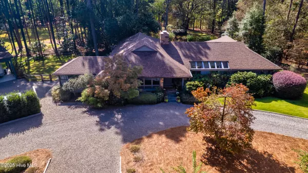 Southern Pines, NC 28387,207 Bump A Long LN
