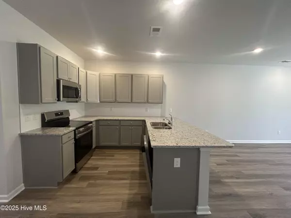 Ocean Isle Beach, NC 28469,313 Parkington LN #86b