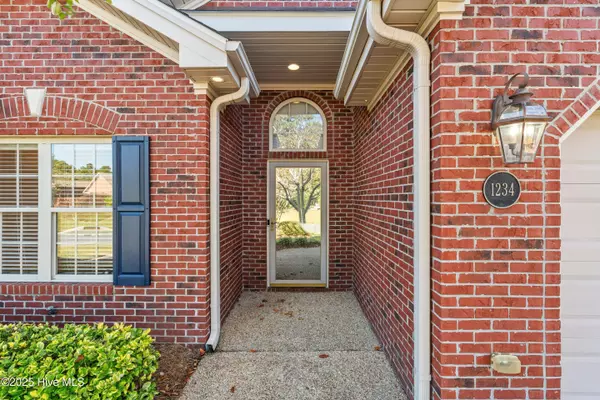 Winnabow, NC 28479,1234 Birkdale DR