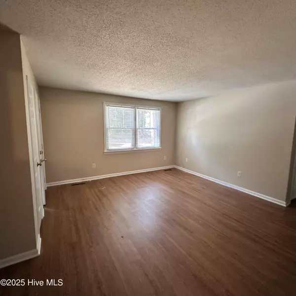 Southern Pines, NC 28387,125 E 127 E New Jersey AVE