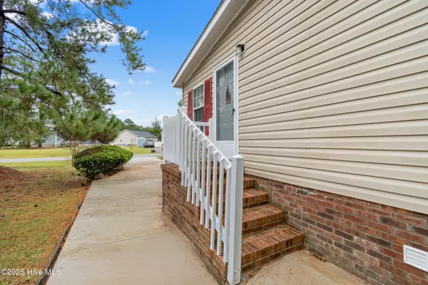 Calabash, NC 28467,814 Watson AVE SW