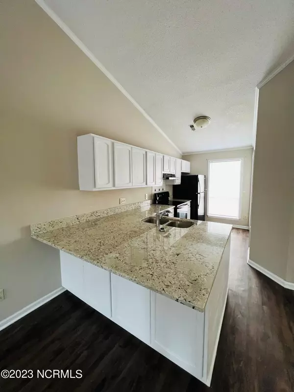 Greenville, NC 27858,16 Upton CT