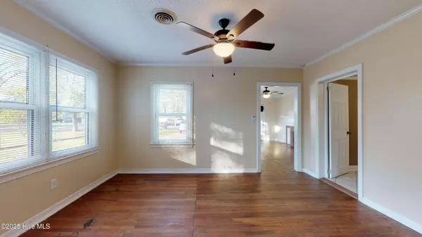 Jacksonville, NC 28540,202 Westminister DR