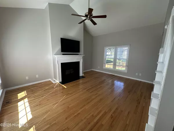 Raleigh, NC 27613,5216 Sutter WAY
