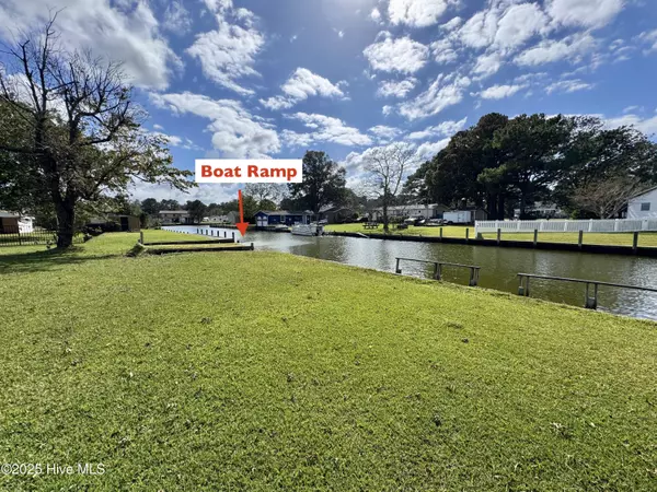 Grandy, NC 27939,153 Edgewater DR