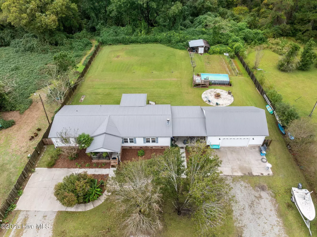 Stella, NC 28582,233 Belgrade Swansboro RD