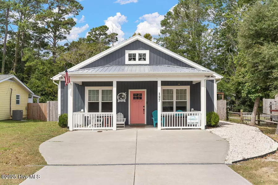 127 NW 20th ST, Oak Island, NC 28465