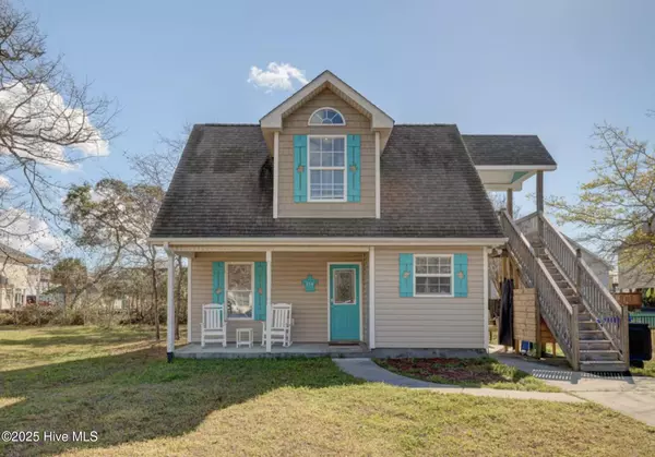 114 NE 50th ST, Oak Island, NC 28465