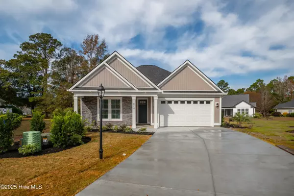 8768 Rosalie CT NW, Calabash, NC 28467
