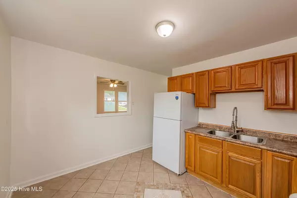 Jacksonville, NC 28540,419 New River DR