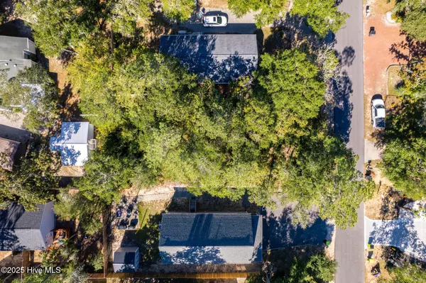 Oak Island, NC 28465,129 NW 15th ST