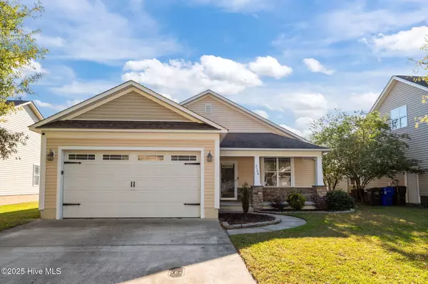 2104 Tulls Cove RD, Winterville, NC 28590