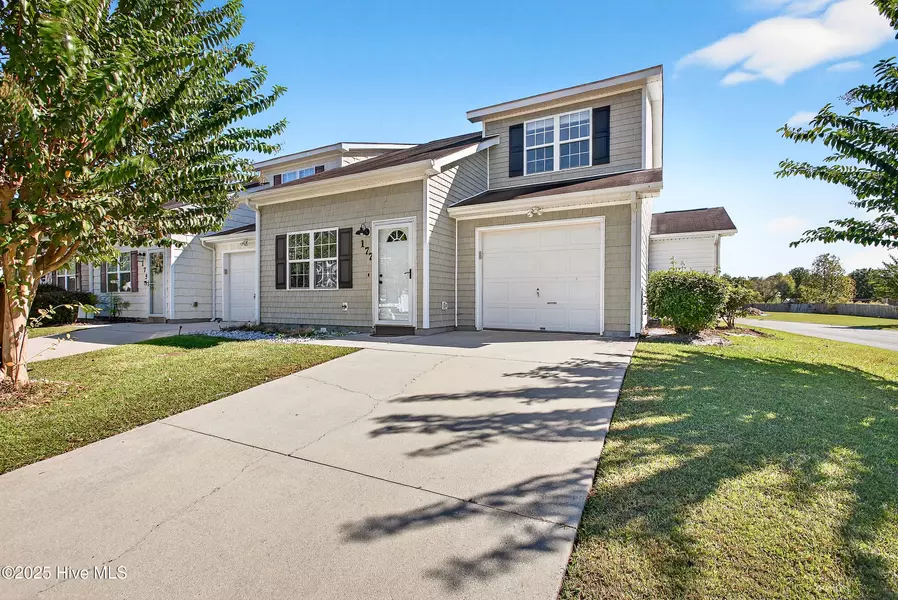 177 Kelly CIR, Hubert, NC 28539