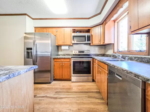 Elizabeth City, NC 27909,108 Sunny Acres DR