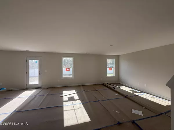 Selma, NC 27576,22 E Emily Gardens DR