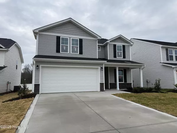 22 E Emily Gardens DR, Selma, NC 27576