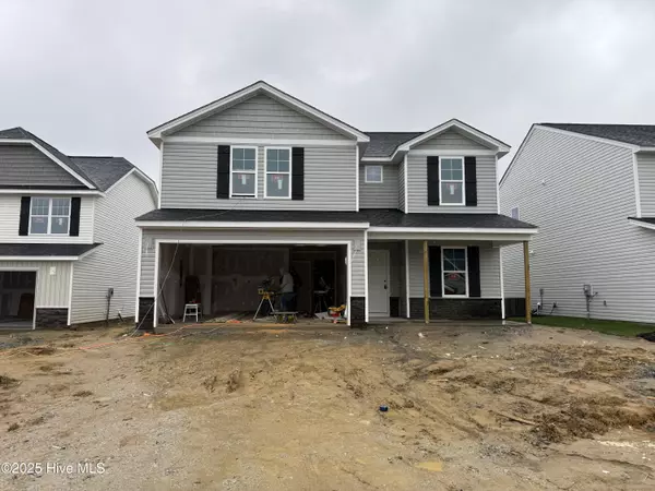 22 E Emily Gardens DR, Selma, NC 27576