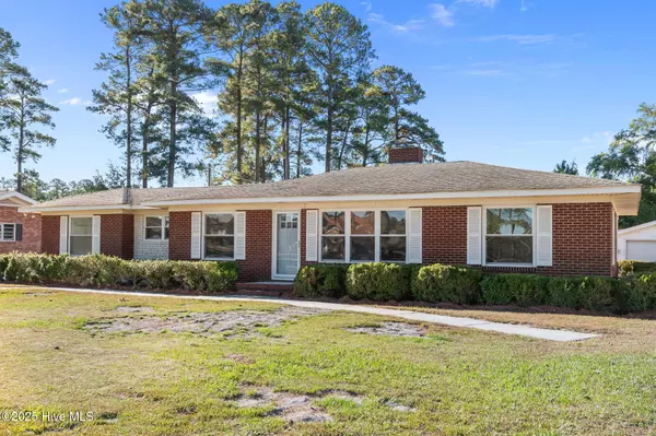 9055 W West Marlboro RD, Farmville, NC 27828