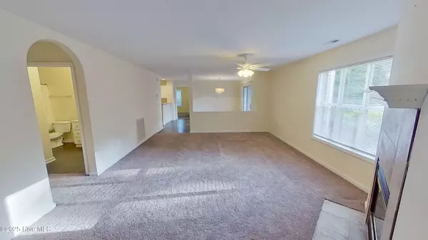 Wilmington, NC 28412,4158 Breezewood DR #Apt 102