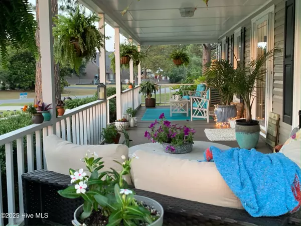 Greenville, NC 27858,100 Louis ST