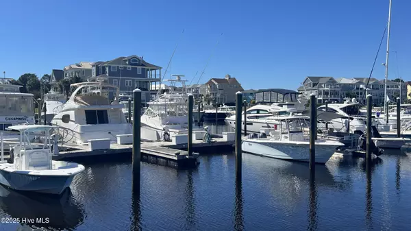 2571 St James DR SE, Southport, NC 28461