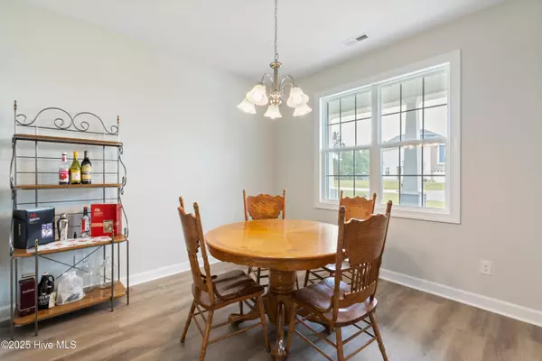 Jacksonville, NC 28546,909 Freewoods CT